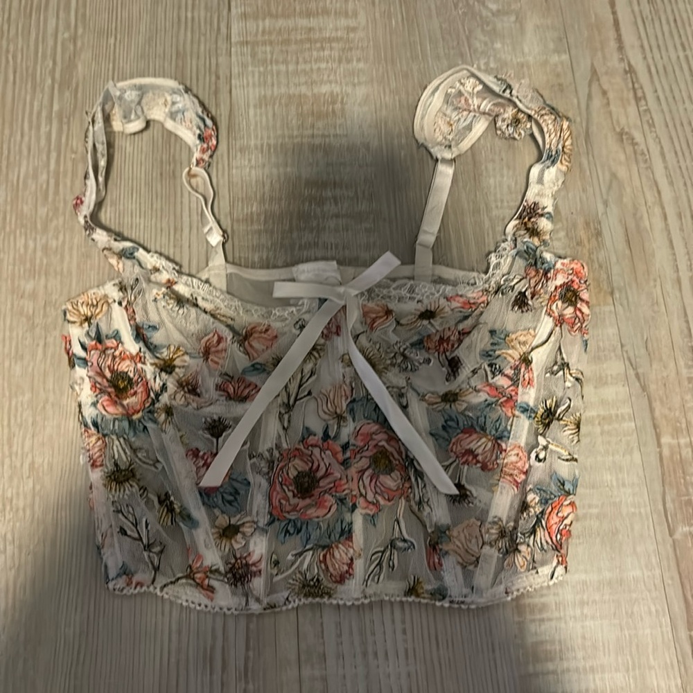 Victoria Secret top